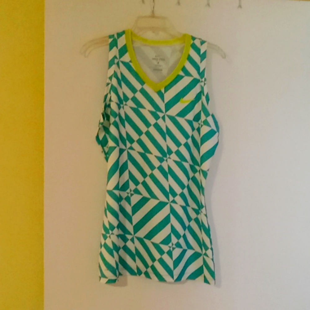 Womens Nike pro size Large top